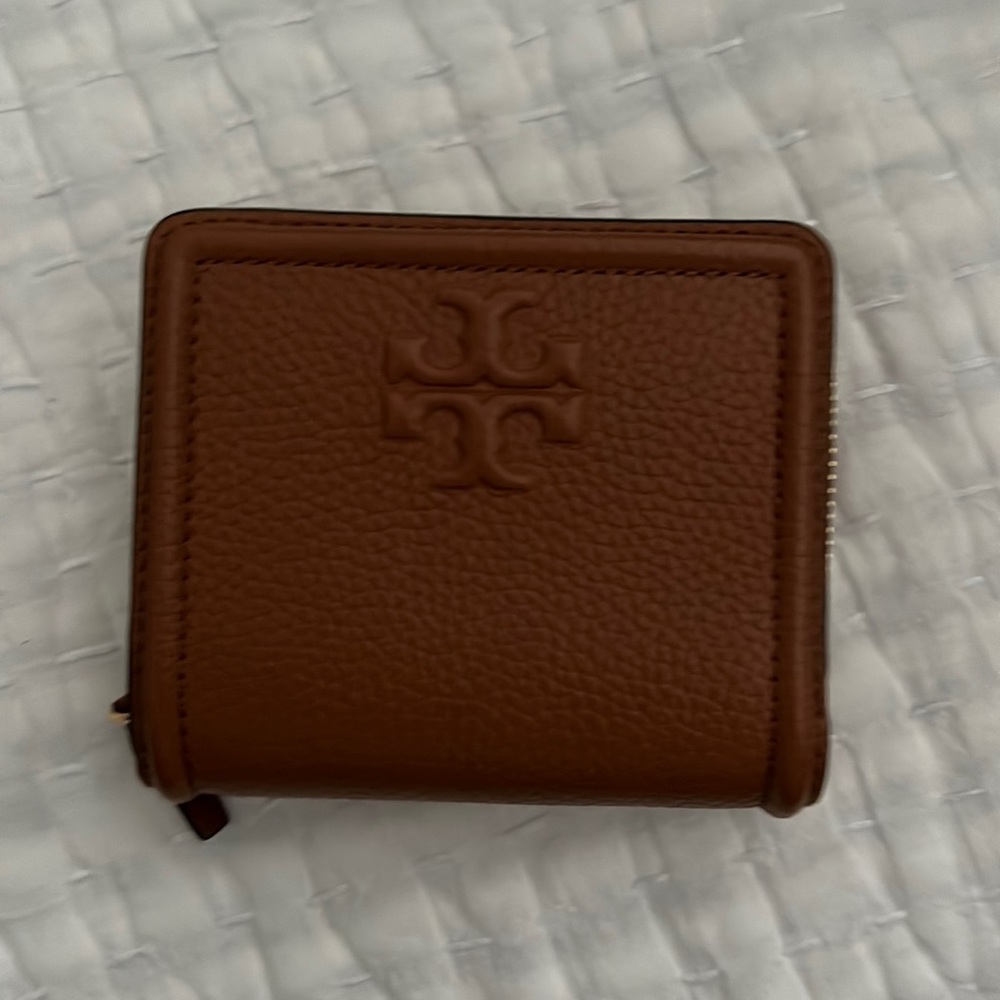 Tory Burch Thea Bi-Fold Wallet